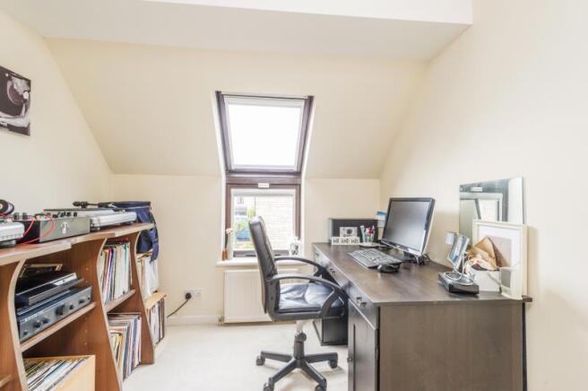 Bedroom/Study