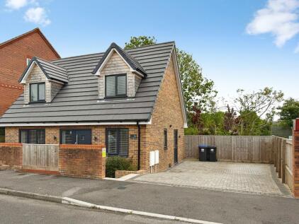 Bridge Court, Westbury