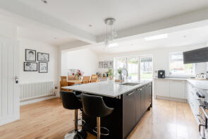 91, Fouracre Road, Bristol BS16 6PJ