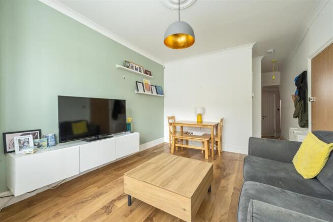 Buckland Road, E10
