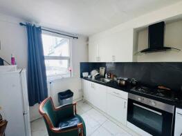 127, Roman Road, London E2 0QN