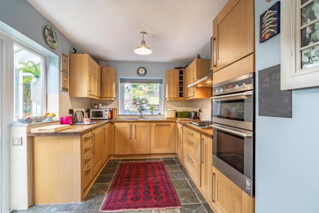 Kitchen 1
