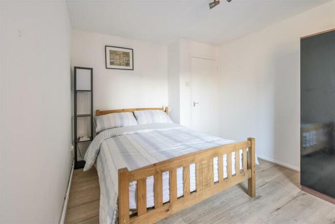 Greenacre Gardens, E17