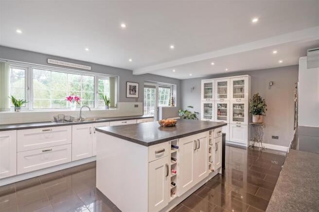 232 Henwood Road-22_lo.jpg