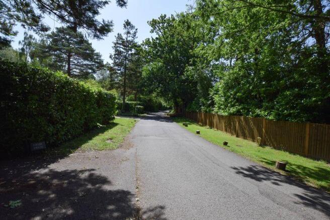 Horseshoe lane