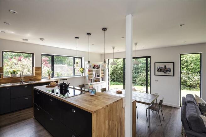 Kitchen/Dining Room
