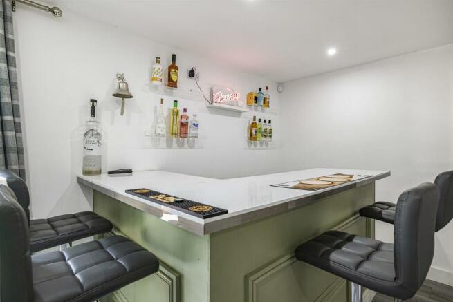 18-web-or-mls-175 Duntocher Road_22.jpg