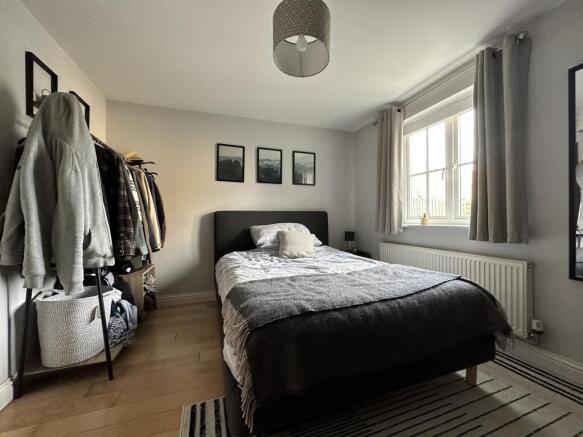 Bedroom.JPG
