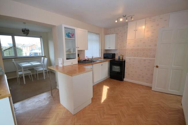 Kitchen & Din...