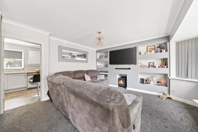 3 bed Semi-Detached for sale Image 8