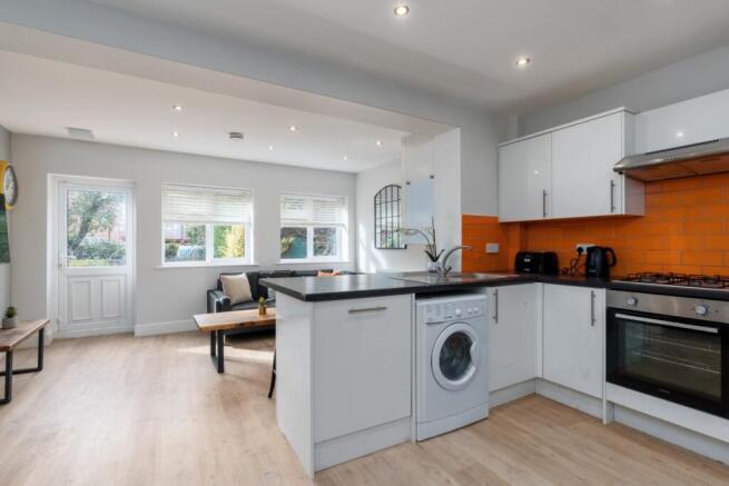 8 Holcombe, Kitchen 2