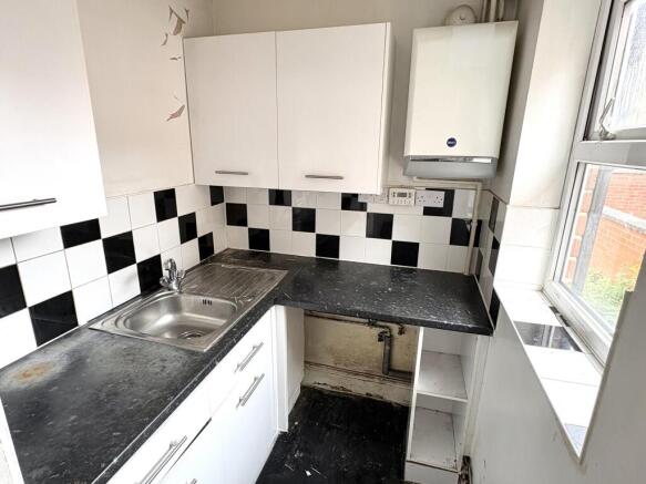 36 Flax Road, Leicester LE4 6QD photo 5