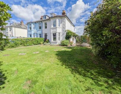 Framfield Road, Uckfield, TN22 5AH