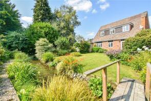 Little Trees, Winterbourne Road, Winterbourne, Newbury RG20 8AS