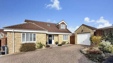 Kings Orchard, Warminster