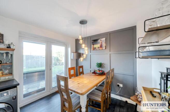 3 bed Semi-Detached for sale Image 3