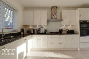 12, Albatross Way, Little Waltham, Chelmsford CM3 3FX