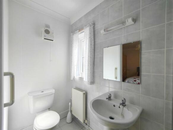 En Suite Shower Room