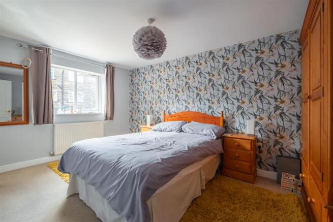 4 bed Town House for sale Image 6