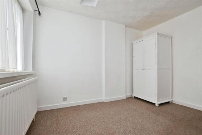 2 bed Terraced for sale Image 8