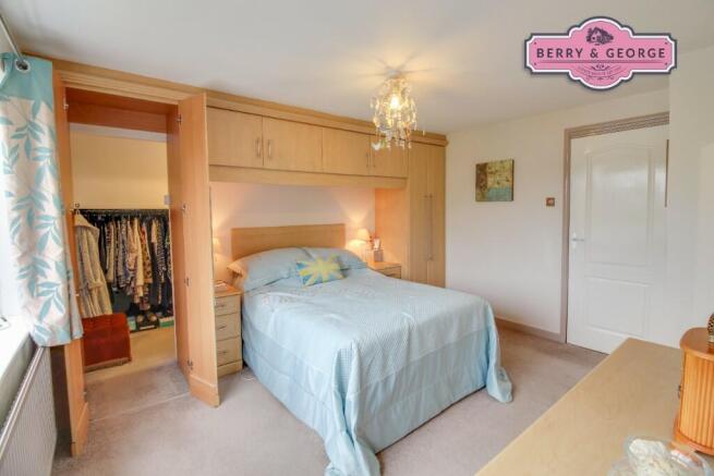 MAIN BEDROOM