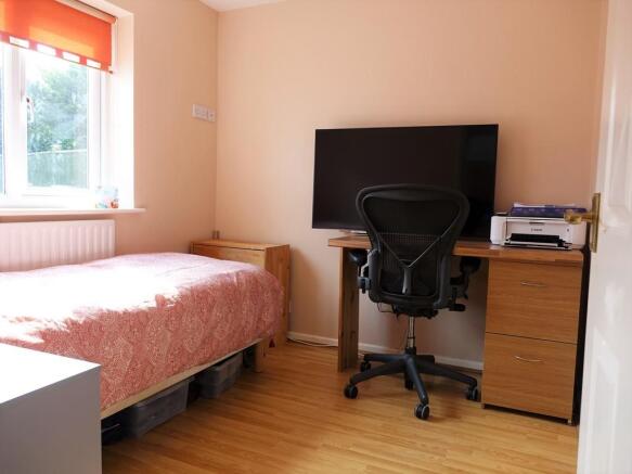 Photo 8