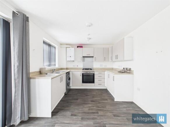Northside Road, Bradford, West Yorkshire, BD7 photo 4
