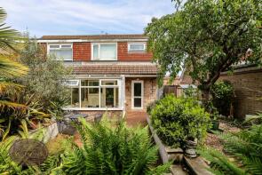 21, Irwin Drive, Nottingham NG6 7BQ