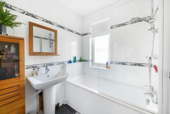 HOUSE BATHROOM