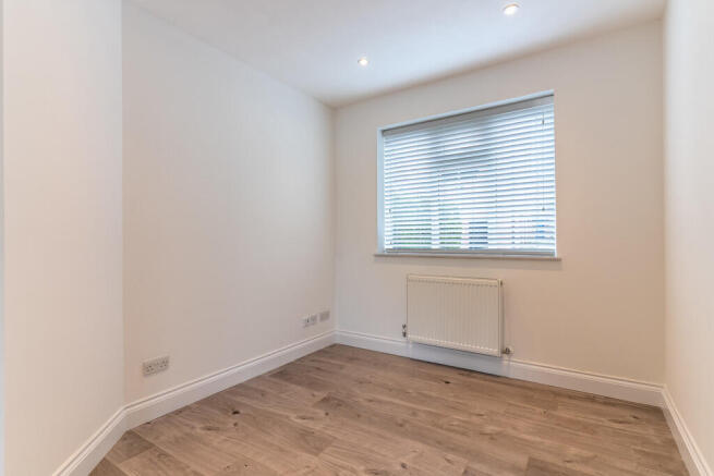 5 Egerton Square-...