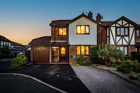 6 Harvest Close, Moulton, Cheshire, CW9 8PX