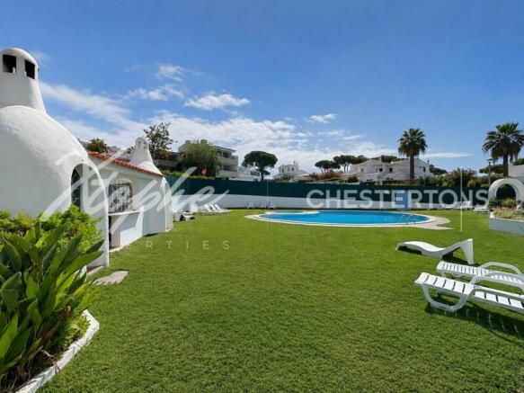 Vilamoura Studio Apartment For Renovation For Sale Walking Distance To The Marina (5)