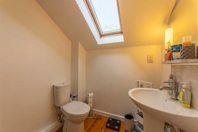 9 Juniper Crescent-14.jpg