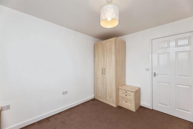 2 bed Apartment for sale Image 9