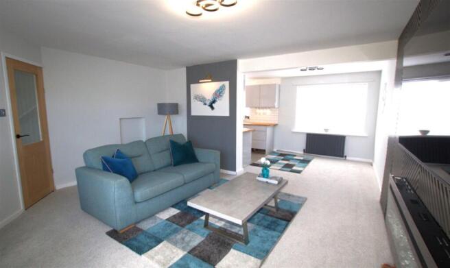 Lounge to Dining Area