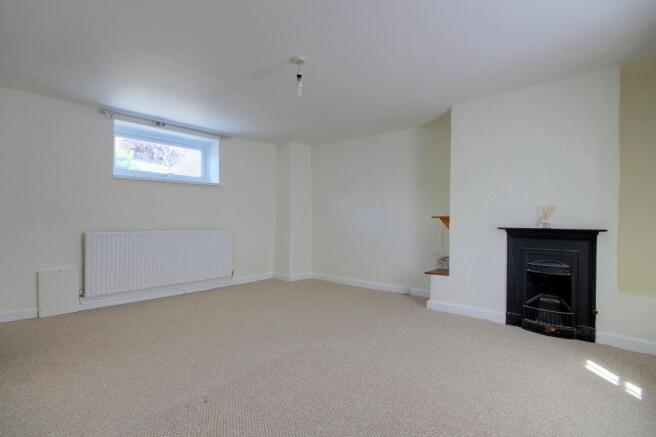 Bedroom 1 (Double)