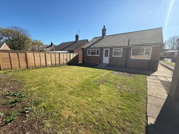 3 bed Detached Bungalow for sale Image 12