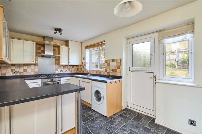 3 bed Semi-Detached for sale Image 6