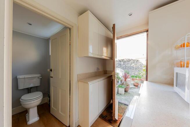 Utility Room (1)