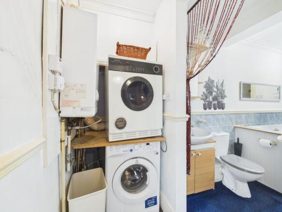 3 bed Terraced for sale Image 12
