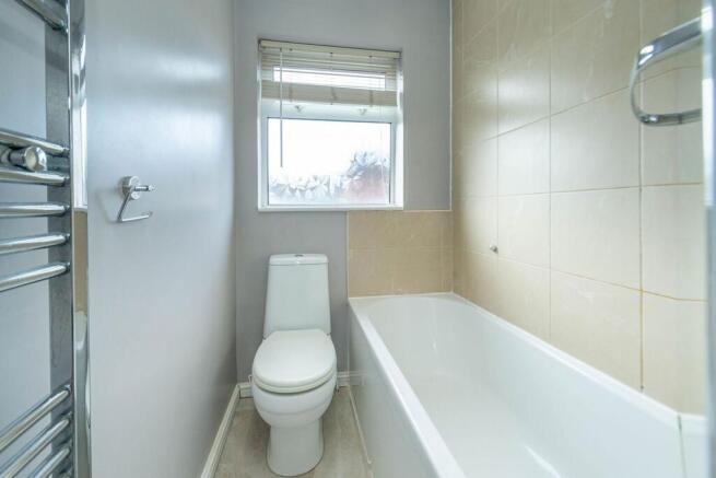 4 bed Terraced for sale Image 12