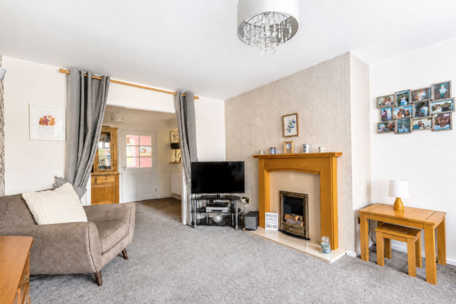 4 bed Semi-Detached for sale Image 8