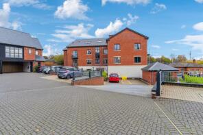 10, Park Lane Court, Park Lane, Knebworth SG3 6EW