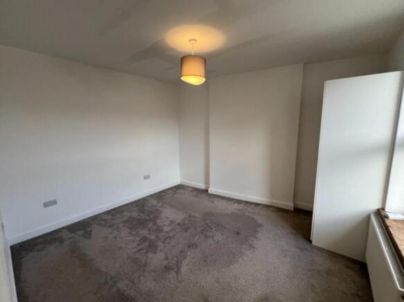 Bedroom 1.jpeg