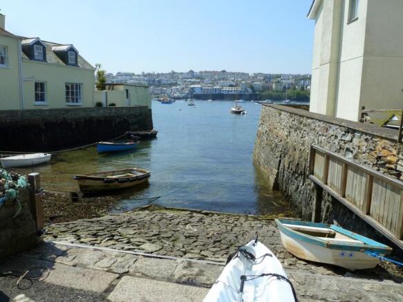 Public slipway