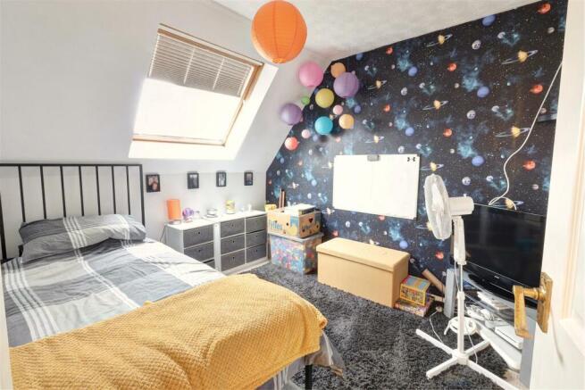 Bedroom 2.jpg