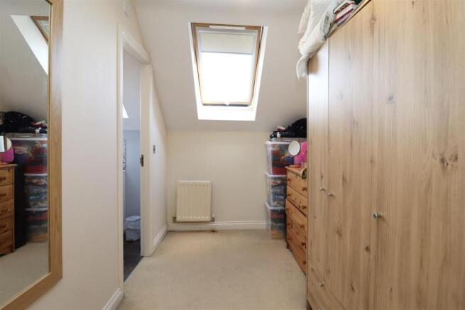 3 bed House for sale Image 8