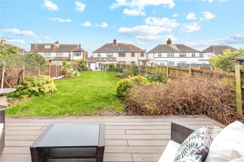 Elmhurst Drive, Hornchurch, RM11