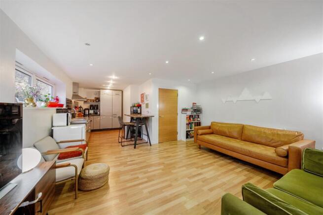 Davidson Frost-Wellings, DFW, Brindley Court, Rece