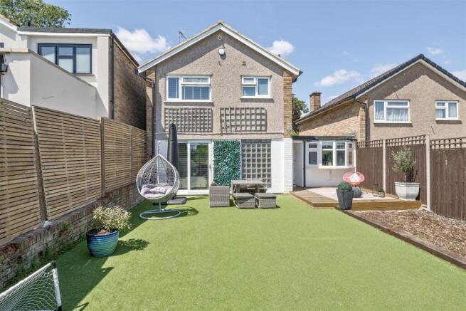 Garden/Exterior Rear: